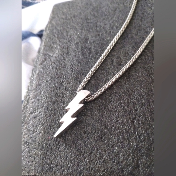 Mens Stainless Steel Chain with Stainless Steel Lightning Bolt Charm (18-24in) - Picture 1 of 4
